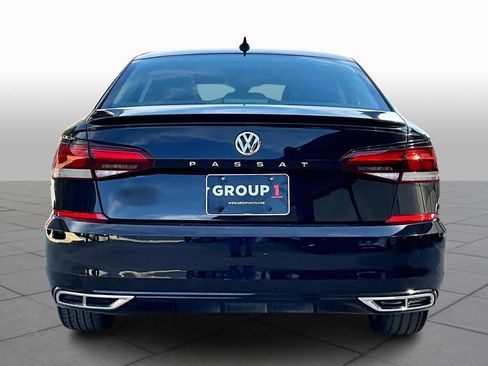 Used 2020 Volkswagen Passat 2.0T R-Line image 5