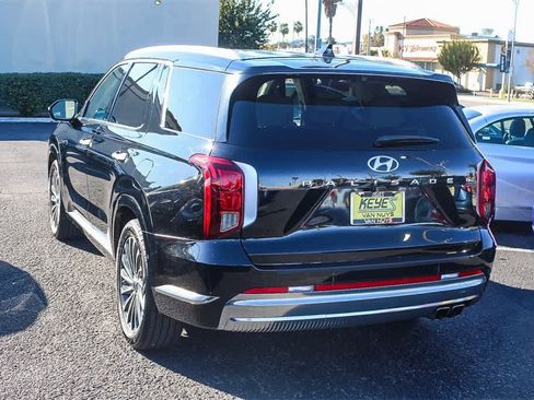 Used 2023 Hyundai Palisade Calligraphy w/ Cargo Package image 7