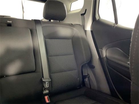 Used 2023 GMC Terrain SLE w/ Driver Convenience Package image 14