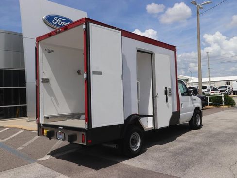 Used 2023 Ford E-350 and Econoline 350 Super Duty w/ Power Windows & Locks Group RWD image 16