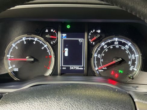 Used 2023 Toyota 4Runner Limited image 38