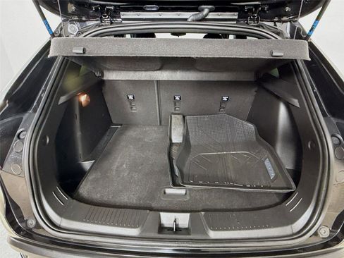 Used 2024 Chevrolet Trax RS w/ Driver Confidence Package image 26