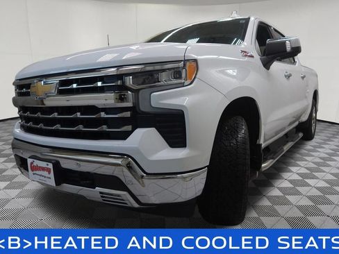 Used 2023 Chevrolet Silverado 1500 LTZ w/ Z71 Off-Road Package AWD/4WD image 5
