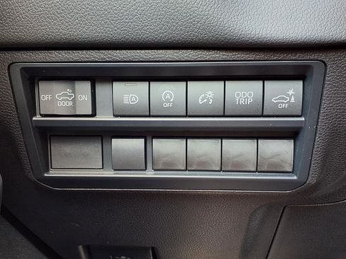 Certified 2025 Toyota Tundra Limited image 22