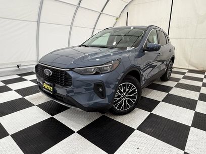 New 2025 Ford Escape SE