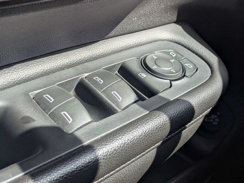 Used 2024 GMC Terrain SLT FWD image 23
