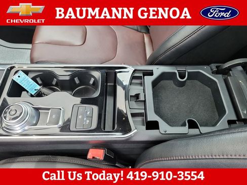 Used 2020 Ford Edge Titanium w/ Equipment Group 301A AWD/4WD image 19