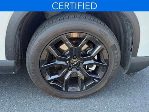 Certified 2025 Honda Pilot Elite image 10