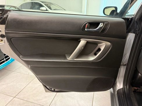 Used 2009 Subaru Legacy 2.5i Special Edition image 17