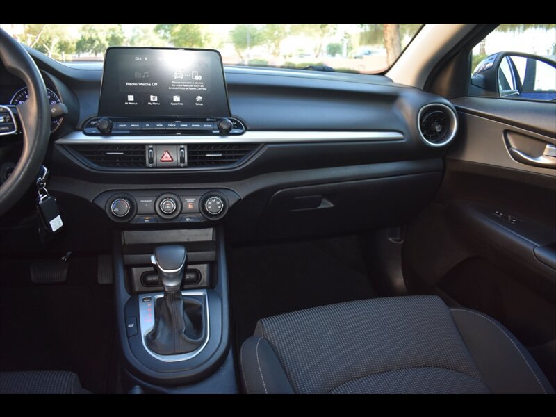 Used 2021 Kia Forte LXS FWD image 29