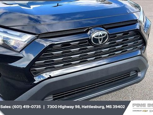 Used 2024 Toyota RAV4 XLE image 21