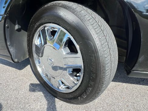 Used 2006 Cadillac DTS image 72