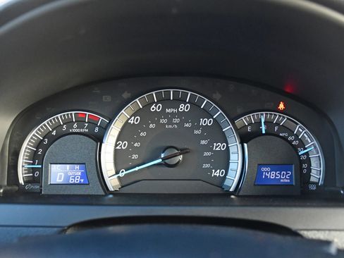 Used 2013 Toyota Camry SE image 16