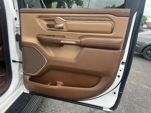 Used 2019 RAM 1500 Laramie Longhorn AWD/4WD image 27