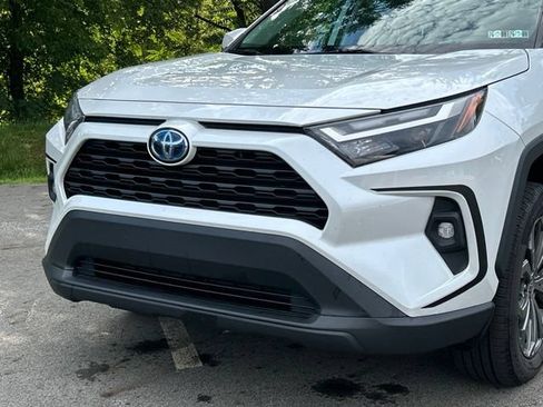 Used 2024 Toyota RAV4 XLE Premium w/ Weather Package AWD/4WD image 9