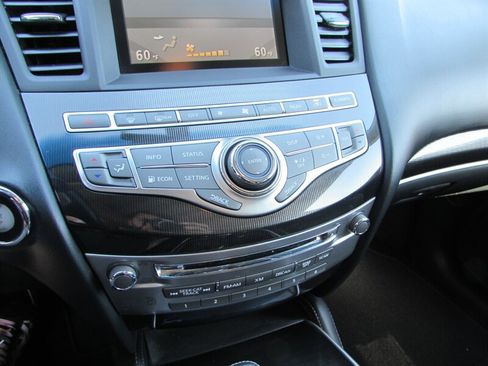 Used 2016 INFINITI QX60 image 17