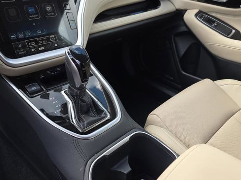 Used 2020 Subaru Legacy Limited w/ Popular Package #2 image 21