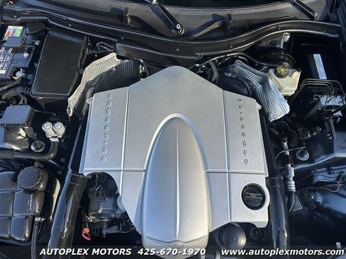 Used 2008 Chrysler Crossfire Limited image 24