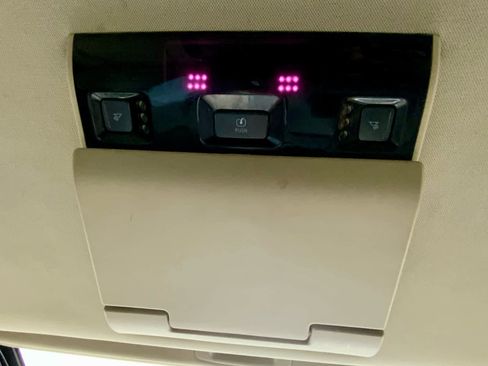 Used 2019 GMC Yukon XL SLT w/ Open Road Package image 52