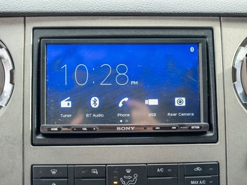 Used 2013 Ford F250 XLT w/ XLT Interior Pkg image 25