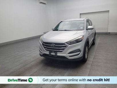 Used 2017 Hyundai Tucson SE w/ SE Popular Package 02