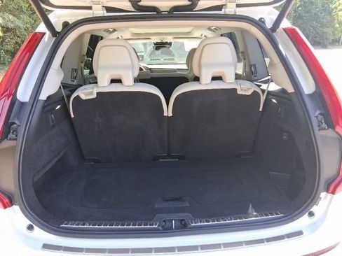 Used 2021 Volvo XC90 T6 Momentum w/ Advanced Package AWD/4WD image 27
