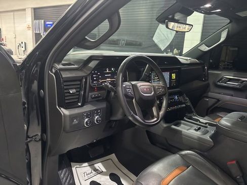 Used 2024 GMC Sierra 3500 AT4 w/ AT4 Premium Plus Package AWD/4WD image 11