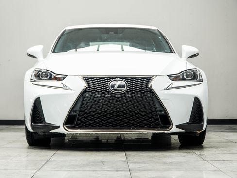 Used 2019 Lexus IS 300 image 7