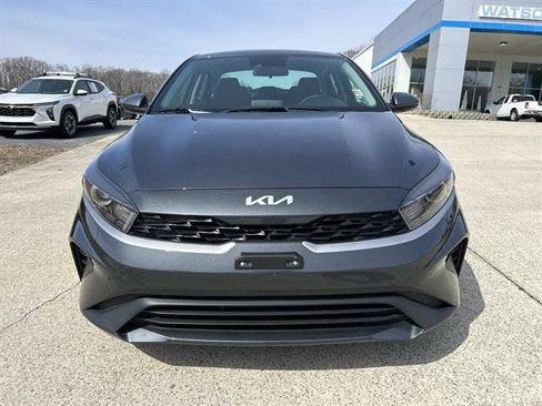 Used 2024 Kia Forte LXS image 9