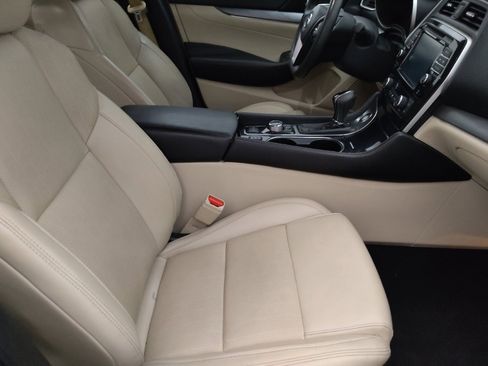 Used 2017 Nissan Maxima 3.5 SL FWD image 21