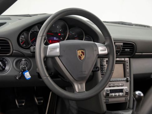 Used 2006 Porsche 911 Carrera 4 image 12