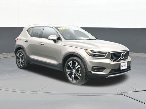 Used 2021 Volvo XC40 T5 Inscription w/ Protection Package Premier image 1