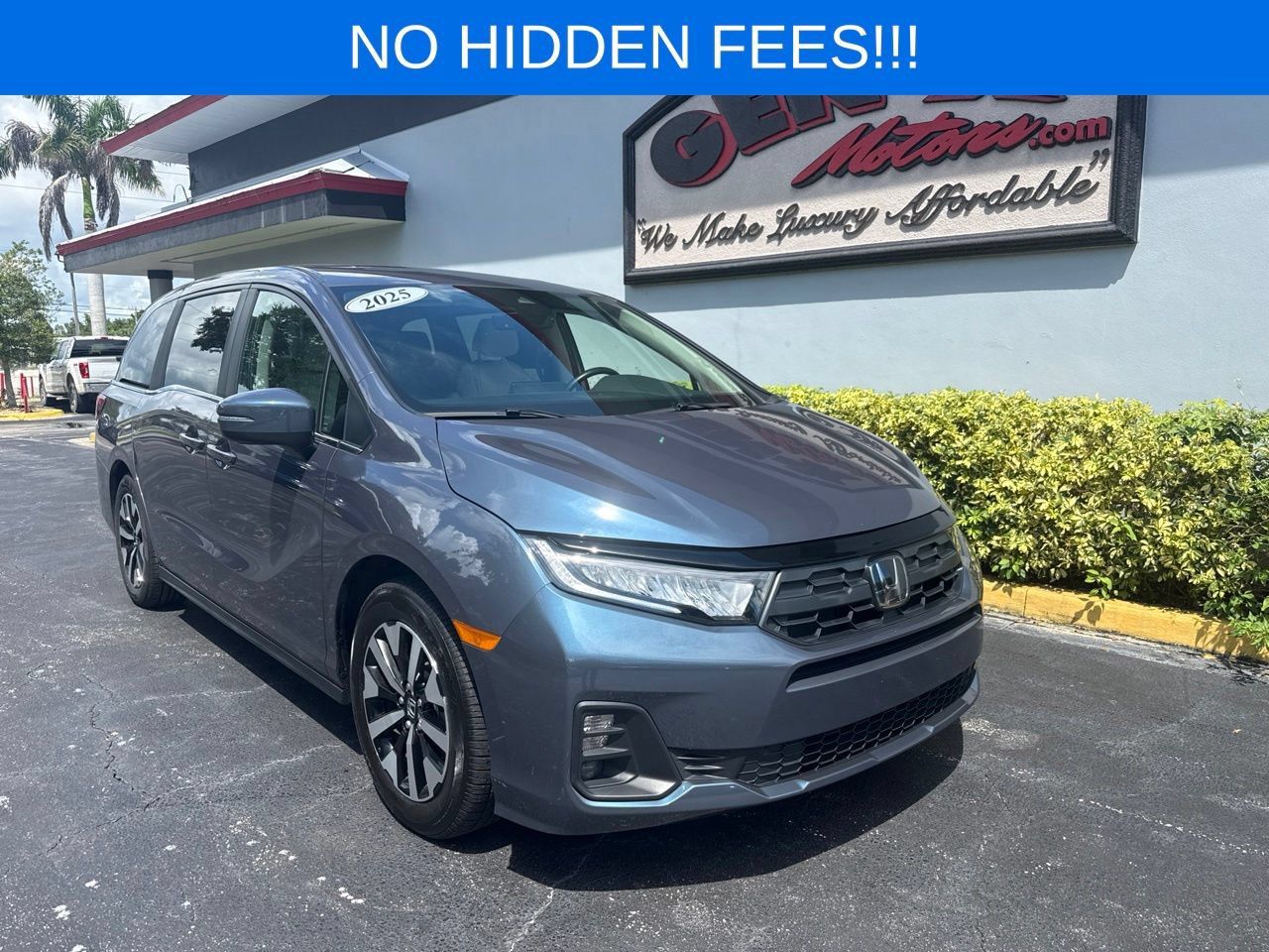 Used 2025 Honda Odyssey EX-L image 1