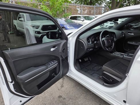 Used 2023 Dodge Charger Police w/ Convenience Group I AWD/4WD image 7