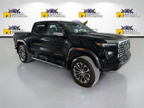 Used 2023 GMC Canyon Denali AWD/4WD image 3
