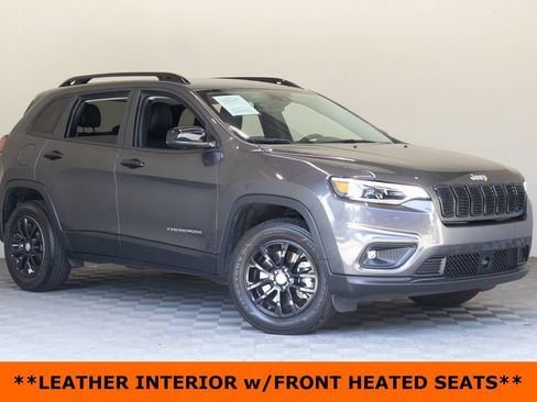 Used 2022 Jeep Cherokee Latitude Lux AWD/4WD image 2