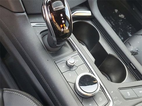 Certified 2024 Cadillac XT5 Luxury w/ LPO, Floor Liner Package image 24