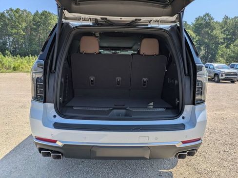 New 2026 Chevrolet Tahoe High Country AWD/4WD image 33