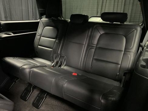 Used 2024 Lincoln Navigator Reserve AWD/4WD image 10