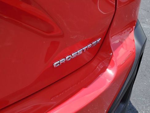 Used 2024 Subaru Crosstrek 2.0i Premium AWD/4WD image 8