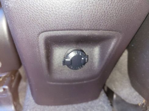 Used 2016 Toyota RAV4 XLE image 11