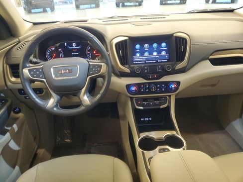 Used 2022 GMC Terrain Denali w/ Denali Premium Package image 14
