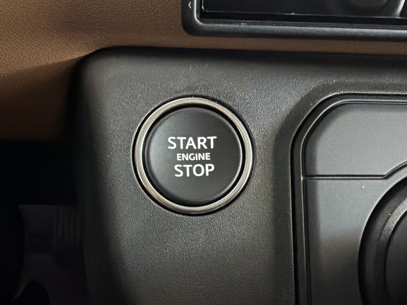 New 2026 Land Rover Defender 110 S AWD/4WD image 17