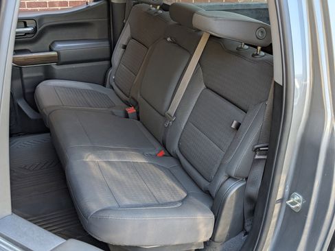 Used 2021 Chevrolet Silverado 1500 LT Trail Boss image 17