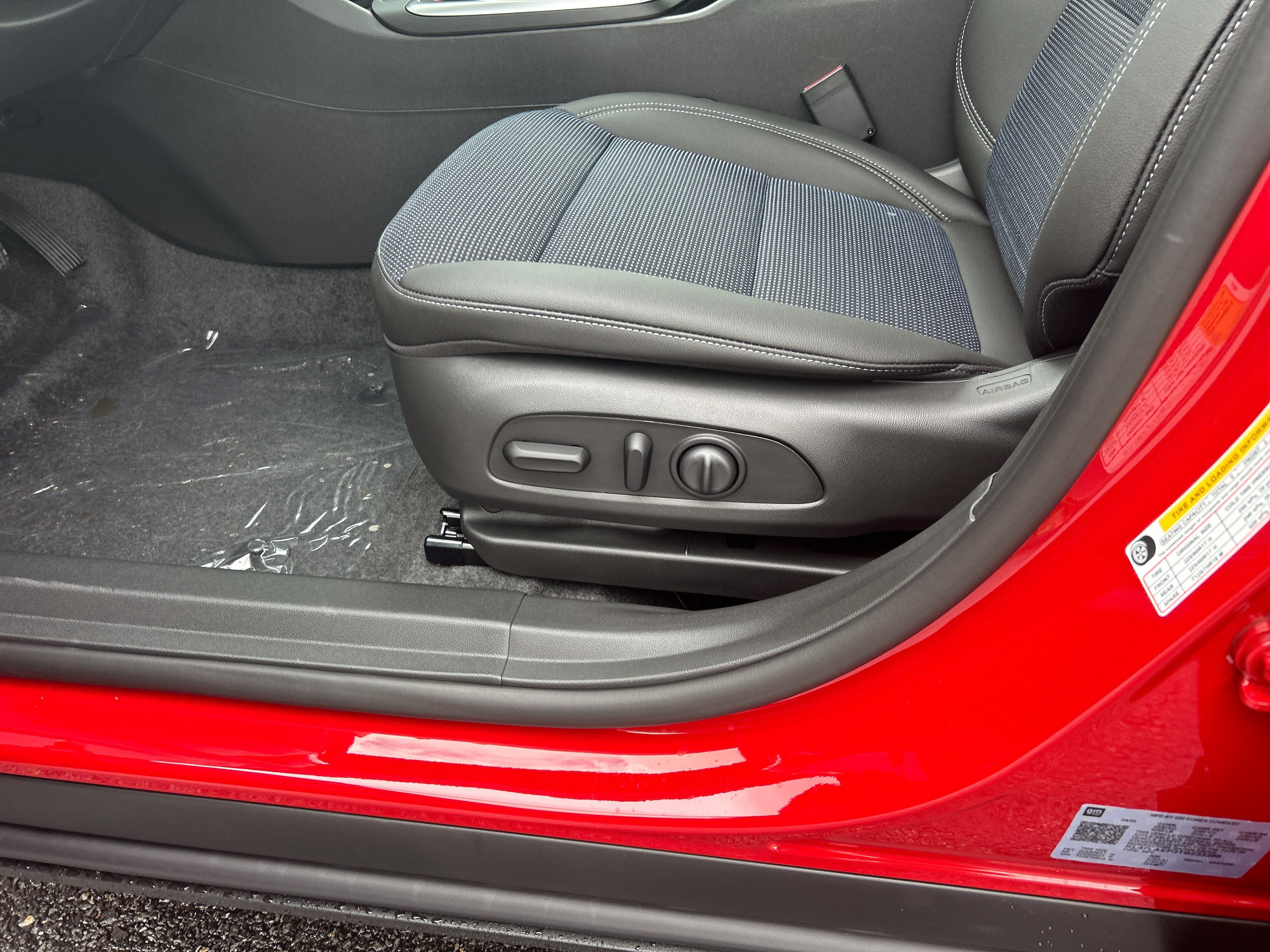 New 2026 Buick Envista Sport Touring w/ Convenience I Package FWD image 17