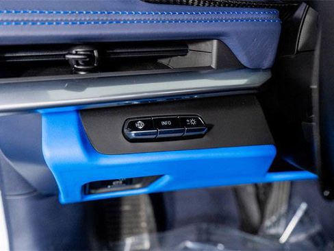 Used 2023 Chevrolet Corvette Z06 image 44