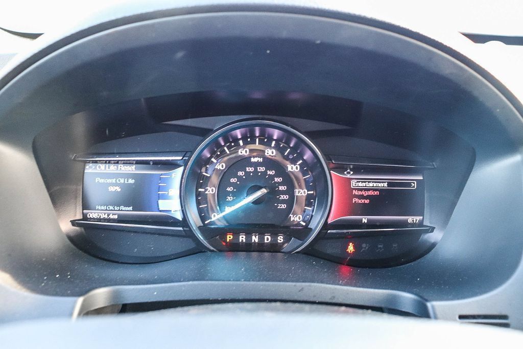 Used 2017 Ford Explorer Limited FWD image 26