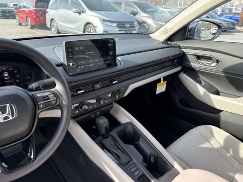 New 2026 Honda Accord SE image 36