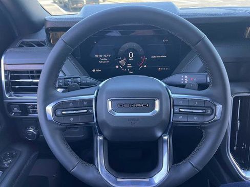 New 2026 GMC Yukon XL Denali image 8