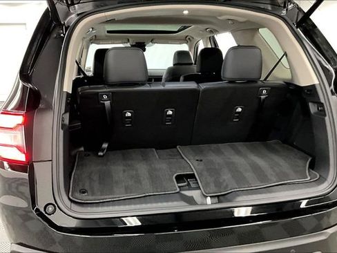 Used 2025 Honda Pilot Touring image 42